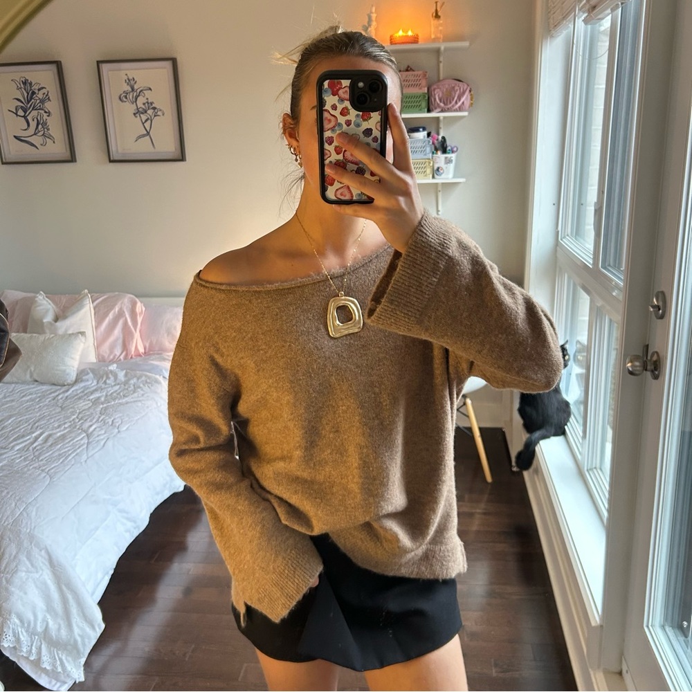 Elegant Off-the-Shoulder Tan Sweater
